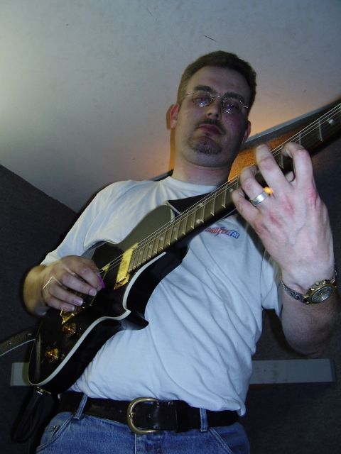 Sweaty Pants -  Remco Beuger